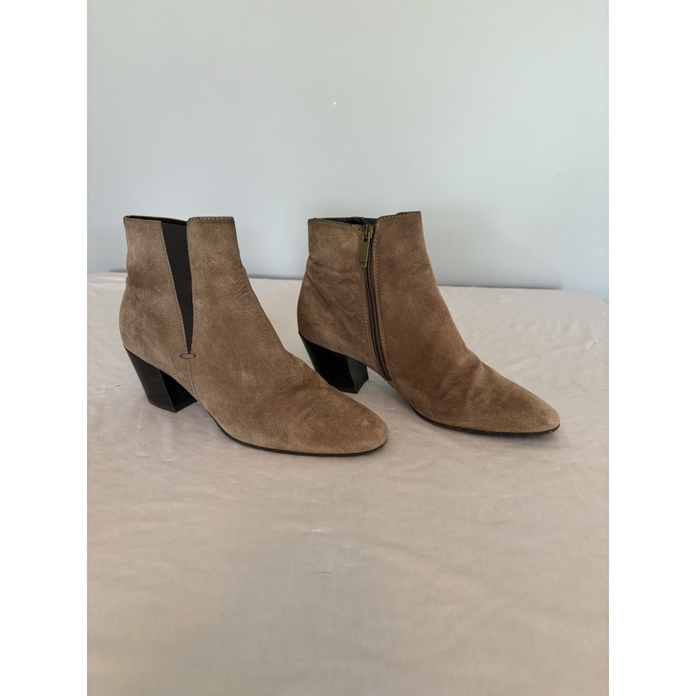 Aquatalia Faylynn Weatherproof Suede Bootie Boots Brown Womens Size 8.5